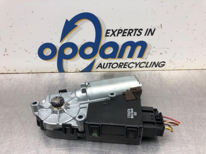 Gebrauchte Schiebedach Motor BMW Mini (R50/53) 1.6 16V Cooper Preis € 112,00 Margenregelung angeboten von Gebr Opdam B.V.