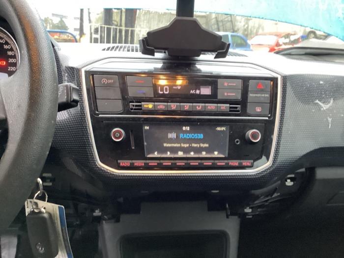 Begagnade Värmekontrollpanel Volkswagen Up! (121) 1.0 12V EcoFuel Pris € 135,00 Marginaltabell erbjuds av Gebr Opdam B.V.