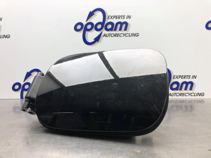 Begagnade Tanklucka Mini Countryman (F60) 1.5 12V One Pris € 90,00 Marginaltabell erbjuds av Gebr Opdam B.V.
