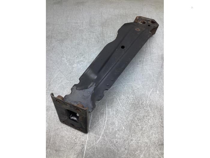 Usagé Faux châssis Fiat 500 (312) 1.4 16V Prix € 25,00 Règlement à la marge proposé par Gebr Opdam B.V.