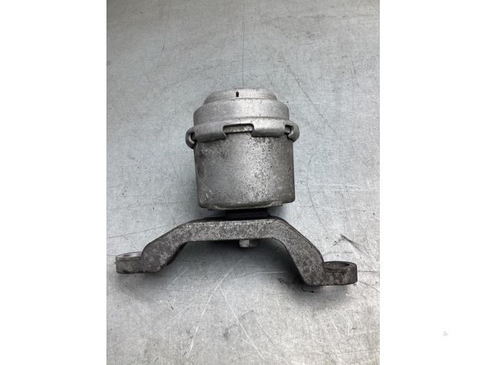 Used Engine mount Ford S-Max (GBW) 2.0 16V Price € 50,00 Margin scheme offered by Gebr Opdam B.V.