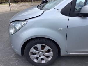 Usados Protector izquierda delante Opel Agila (B) 1.2 16V Precio € 100,00 Norma de margen ofrecido por Gebr Opdam B.V.