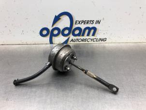 Usagé Régulateur pression turbo Opel Astra J Sports Tourer (PD8/PE8/PF8) 1.4 Turbo 16V Prix € 75,00 Règlement à la marge proposé par Gebr Opdam B.V.