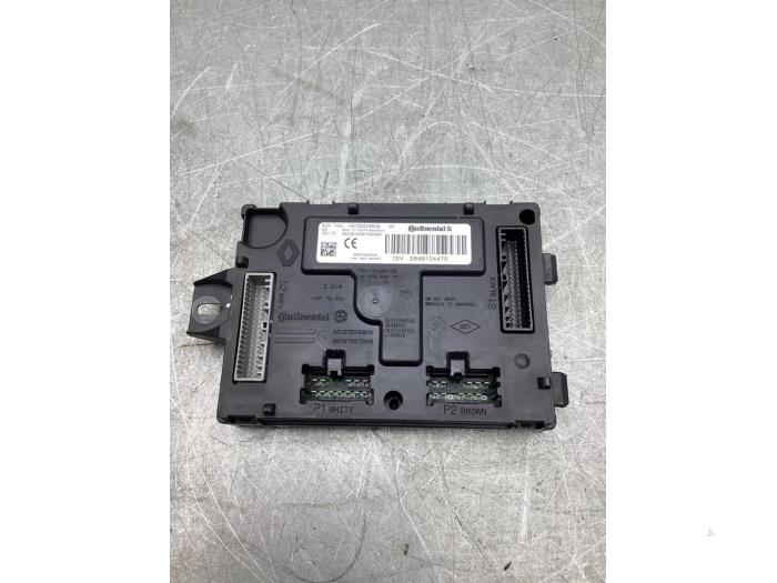 Body control computer Renault Clio IV (5R), 2012 / 2021 0.9 Energy TCE 90 12V, Hatchback, 4-dr, Petrol, 898cc, 66kW (90pk), FWD, H4B408; H4BB4, 2015-07 / 2021-08, 5R22; 5R24; 5R32; 5R2R; 5RB2; 5RD2; 5RE2; 5RH2 (Used)