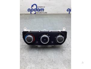 Used Heater control panel Renault Clio IV (5R) 0.9 Energy TCE 90 12V Price € 30,00 Margin scheme offered by Gebr Opdam B.V.
