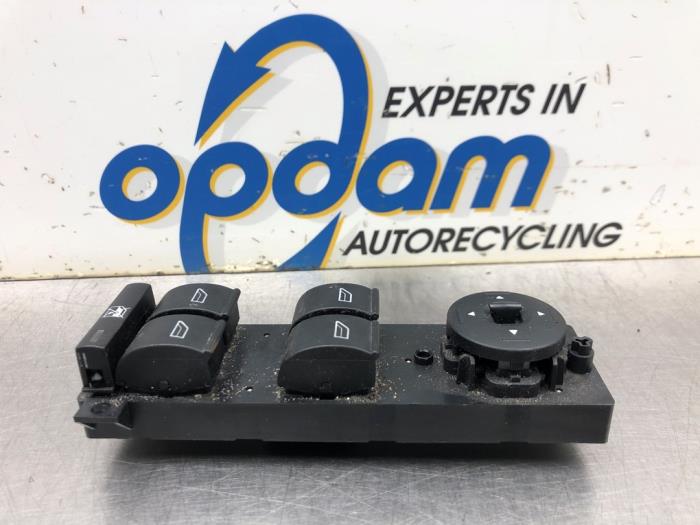 Usados Interruptor de ventanilla eléctrica Ford Focus C-Max 1.8 16V Precio € 45,00 Norma de margen ofrecido por Gebr Opdam B.V.