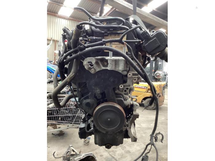 Motor van een Ford Transit Connect (PJ2) 1.6 TDCi 16V 95 2015