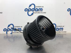 Used Heating and ventilation fan motor Peugeot 107 1.0 12V Price € 50,00 Margin scheme offered by Gebr Opdam B.V.