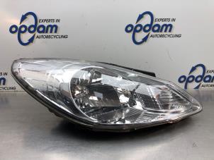 Used Headlight, right Hyundai i10 (F5) 1.1i 12V Price € 75,00 Margin scheme offered by Gebr Opdam B.V.