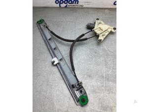Used Window mechanism 2-door, front right Opel Movano 2.3 CDTi Biturbo 16V FWD Price € 90,75 Inclusive VAT offered by Gebr Opdam B.V.