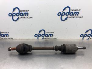 Used Front drive shaft, left Citroen Saxo 1.4i SX,VSX Price € 50,00 Margin scheme offered by Gebr Opdam B.V.