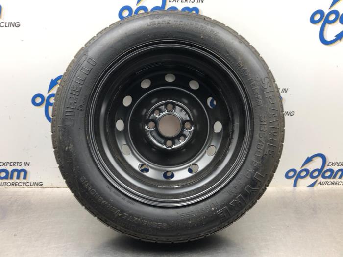 Space-saver spare wheel from a Ford Ka II 1.2 2011