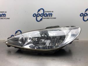 Used Headlight, left Peugeot 206 SW (2E/K) 1.4 Price € 50,00 Margin scheme offered by Gebr Opdam B.V.
