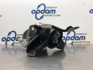 Used Gearbox mount Kia Picanto (JA) 1.0 12V Price € 35,00 Margin scheme offered by Gebr Opdam B.V.