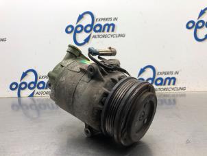 Usados Bomba de aire acondicionado Opel Zafira (F75) 1.8 16V Precio € 125,00 Norma de margen ofrecido por Gebr Opdam B.V.