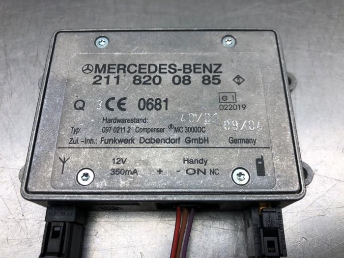 Phone module (miscellaneous) from a Mercedes-Benz C (W203) 1.8 C-180K 16V 2004