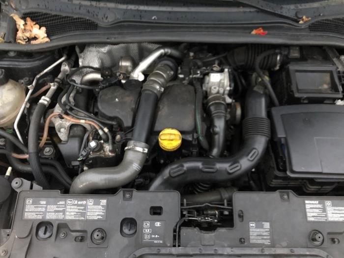 Begagnade Luftfilterhus Renault Clio IV Estate/Grandtour (7R) 1.5 Energy dCi 90 FAP Pris € 36,00 Marginaltabell erbjuds av Gebr Opdam B.V.