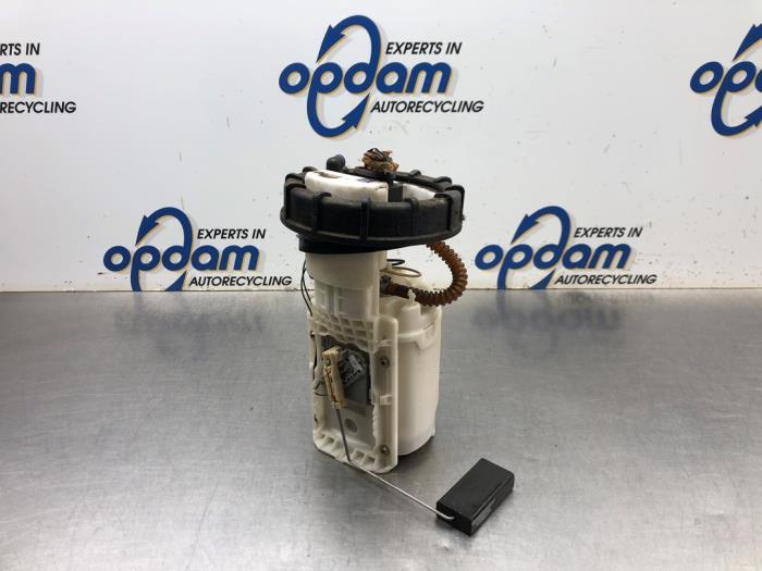 Begagnade Bensinpump Seat Cordoba (6L2) 1.4 16V Pris € 22,00 Marginaltabell erbjuds av Gebr Opdam B.V.