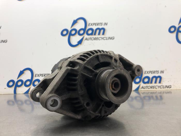 Usagé Dynamo Opel Astra F (53/54/58/59) 1.6i 16V Prix € 32,00 Règlement à la marge proposé par Gebr Opdam B.V.