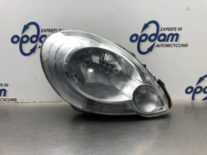Used Headlight, right Renault Kangoo Express (FW) 1.5 dCi 90 FAP Price € 100,00 Margin scheme offered by Gebr Opdam B.V.