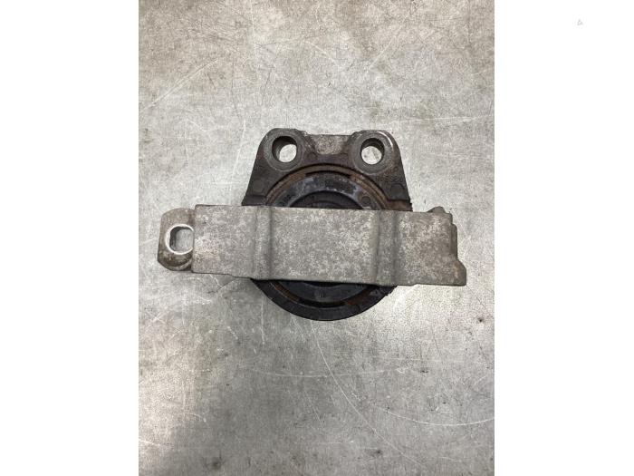 Used Engine mount Ford Transit Connect (PJ2) 1.6 TDCi 16V 95 Price € 30,25 Inclusive VAT offered by Gebr Opdam B.V.