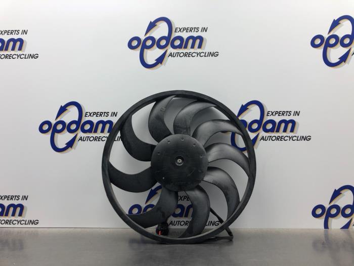 Używane Wentylator Fiat Panda (312) 0.9 TwinAir Turbo 80 Cena € 90,00 Procedura marży oferowane przez Gebr Opdam B.V.