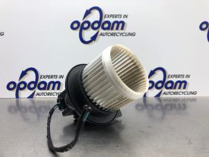 Used Heating and ventilation fan motor Fiat Panda (312) 0.9 TwinAir Turbo 80 Price € 50,00 Margin scheme offered by Gebr Opdam B.V.