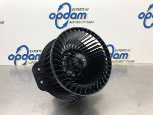 Used Heating and ventilation fan motor Volvo 850 Estate 2.5i 20V Price € 50,00 Margin scheme offered by Gebr Opdam B.V.