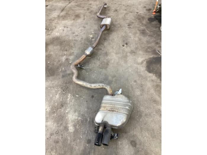 Exhaust central + rear silencer from a BMW 3 serie (F30) 320i xDrive 2.0 16V 2016