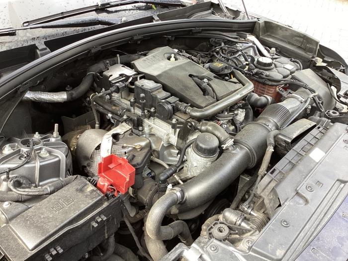 Motor from a Land Rover Range Rover Velar (LY) 2.0 16V P250 AWD 2018
