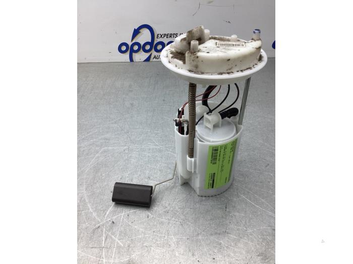 Usagé Pompe essence Fiat 500 (312) 0.9 TwinAir 85 Prix € 35,00 Règlement à la marge proposé par Gebr Opdam B.V.