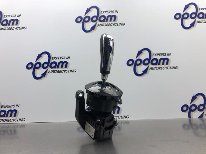 Automatic gear selector from a Fiat 500 (312) 0.9 TwinAir 85 2017