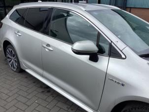 Used Front door 4-door, right Toyota Corolla Touring Sport (E21/EH1) 1.8 16V Hybrid Price on request offered by Gebr Opdam B.V.