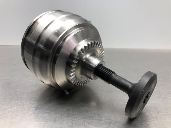 CV joint, front from a Mercedes Sprinter 2020