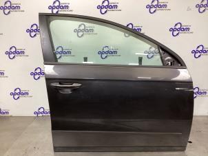 Used Front door 4-door, right Volkswagen Passat Variant (3C5) 2.0 FSI 16V Price € 150,00 Margin scheme offered by Gebr Opdam B.V.