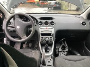 Used Airbag set + module Peugeot 308 SW (4E/H) 1.6 VTI 16V Price on request offered by Gebr Opdam B.V.
