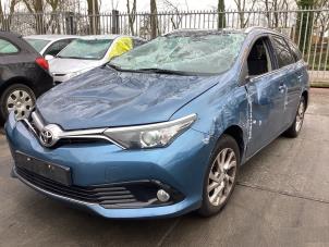 Used Front suspension system, left Toyota Auris Touring Sports (E18) 1.2 T 16V Price on request offered by Gebr Opdam B.V.