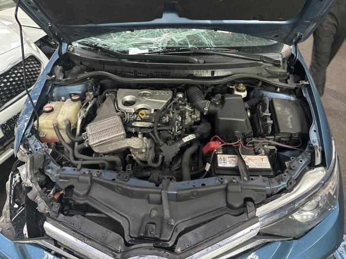 Begagnade Främre torkararm Toyota Auris Touring Sports (E18) 1.2 T 16V Pris € 32,00 Marginaltabell erbjuds av Gebr Opdam B.V.