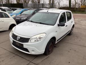 Used Bonnet Dacia Sandero I (BS) 1.2 16V Price on request offered by Gebr Opdam B.V.