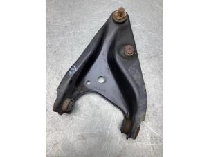 Used Front lower wishbone, right Dacia Lodgy (JS) 1.2 TCE 16V Price € 30,00 Margin scheme offered by Gebr Opdam B.V.