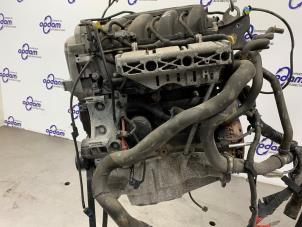 Motor van een Dacia Duster (HS) 1.6 16V 2011