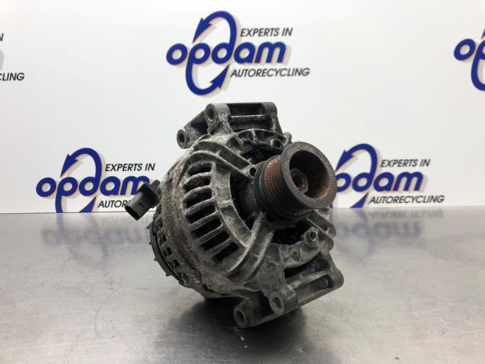Begagnade Dynamo Mercedes C (W204) 2.5 C-230, C-250 V6 24V Pris € 90,00 Marginaltabell erbjuds av Gebr Opdam B.V.