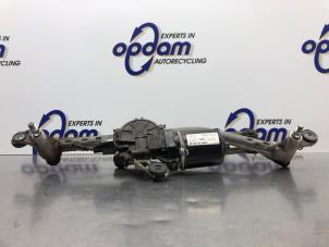 Used Wiper motor + mechanism Chevrolet Spark (M300) 1.0 16V Bifuel Price € 60,00 Margin scheme offered by Gebr Opdam B.V.