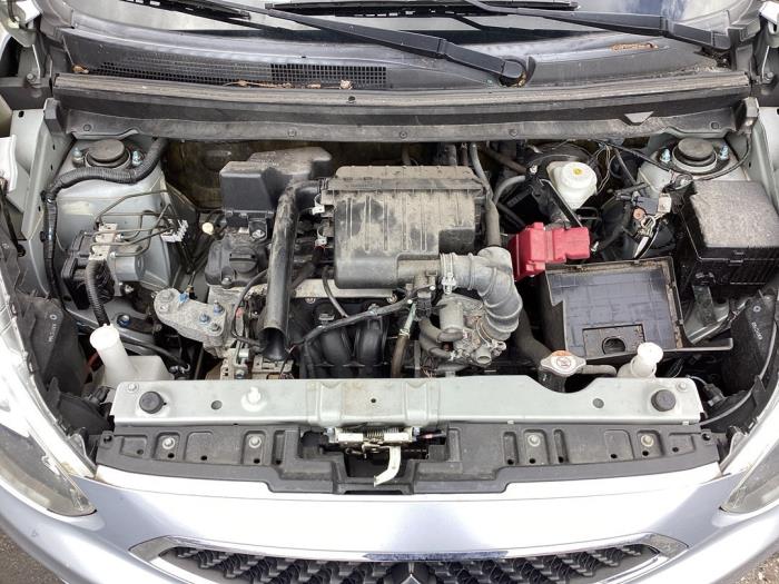 Używane Parawan Mitsubishi Space Star (A0) 1.0 12V Cena € 54,00 Procedura marży oferowane przez Gebr Opdam B.V.