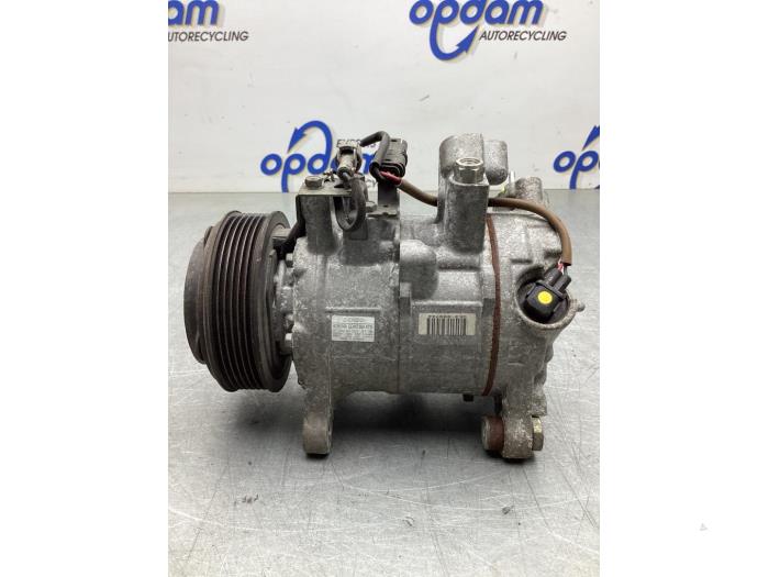 Usagé Pompe clim BMW 3 serie (F30) 320i 2.0 16V Prix € 150,00 Règlement à la marge proposé par Gebr Opdam B.V.