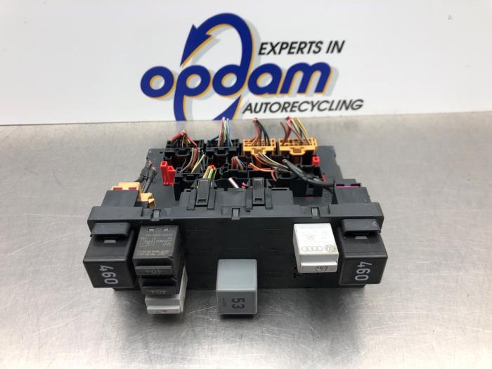 Used Body control computer Volkswagen Caddy III (2KA,2KH,2CA,2CH) 2.0 SDI Price € 90,00 Margin scheme offered by Gebr Opdam B.V.