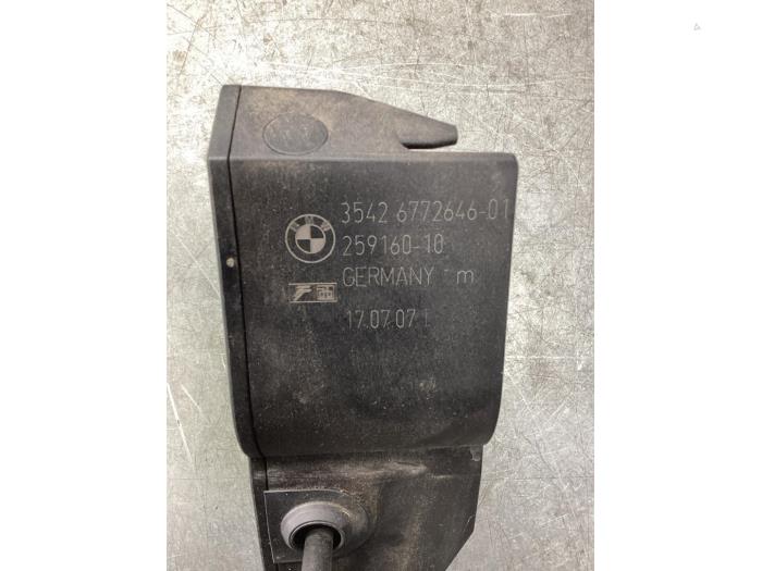 Gaspedalposition Sensor van een BMW 3 serie (E92) 325i 24V 2007