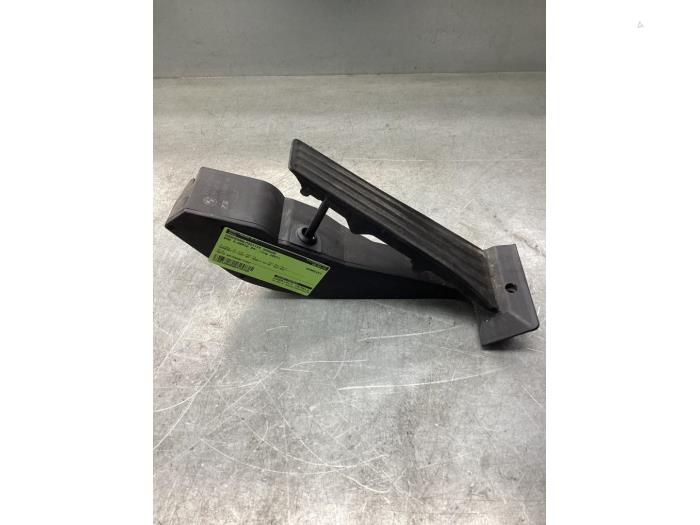Gebrauchte Gaspedalposition Sensor BMW 3 serie (E92) 325i 24V Preis € 30,00 Margenregelung angeboten von Gebr Opdam B.V.