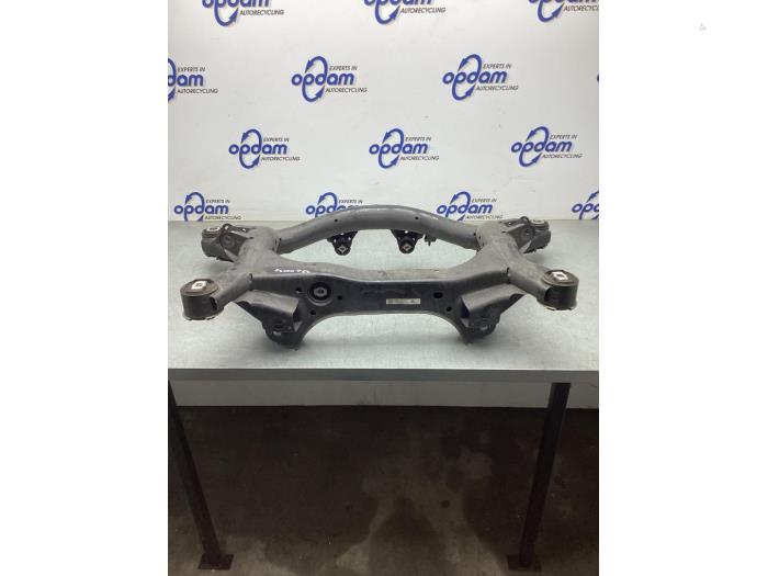 Usados Subchasis BMW 1 serie (F20) 125i 2.0 16V Precio € 100,00 Norma de margen ofrecido por Gebr Opdam B.V.