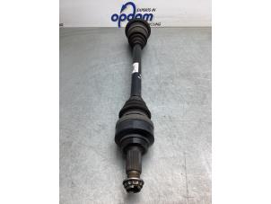 Usados Eje de transmisión izquierda detrás BMW 1 serie (F20) 125i 2.0 16V Precio € 100,00 Norma de margen ofrecido por Gebr Opdam B.V.